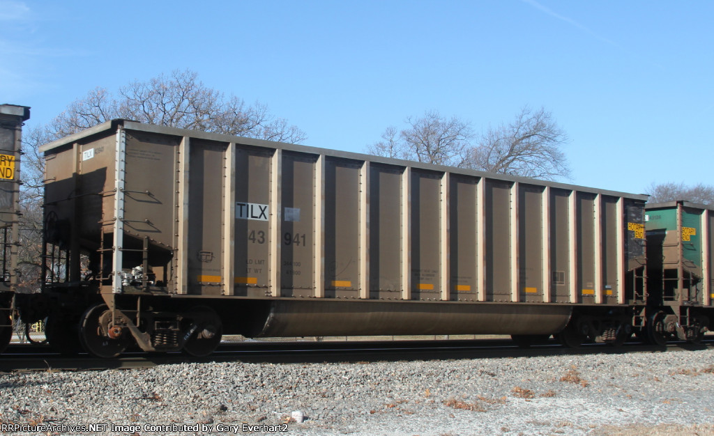 TILX 43941 - Trinity Industries Leasing